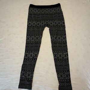 Elegant Women's Patterned Leggings in Black and Gray